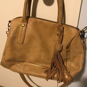 Tee shirt & Jeans brand tan purse